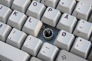 Keycap off