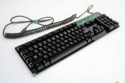 Keyboard mechanism with keycaps