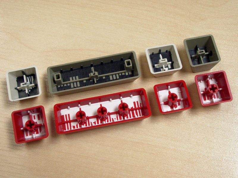 File:Tai-Hai doubleshot comparison -- undersides.jpg