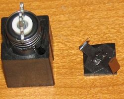 Top view of key module. Note the rubber damper under the keycap mount.
