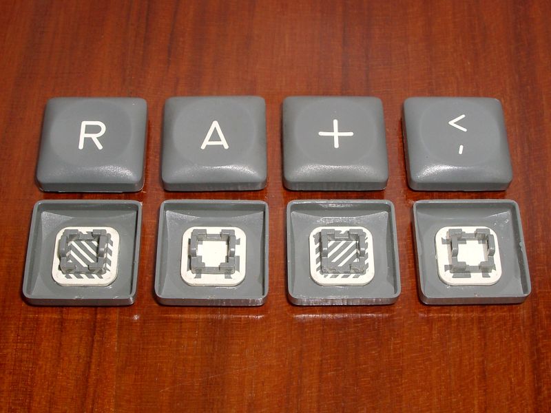 File:RAFI RS 74 M double-shot keycaps.jpg