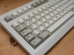Cherry G80-1800HAD winkeyless closeup control and alt key