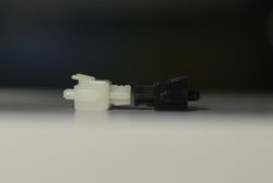 MX Olympia Linear Clear (Left) / Black (Right) switches stems compared
