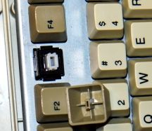 Keycaps/switch closeup 2