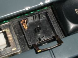 Gold crosspoint prism on the static contact