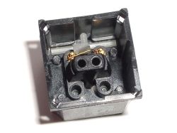Contacts, viewed from the front