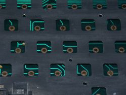 Frame and PCB without modules; only one PCB pad per switch is visible here