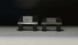 MX Black (Left) / Olympia Linear Clear (Right) switches top housings compared