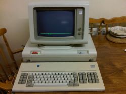 IBM 3104 terminal with keyboard - 87-key Operator console variant.