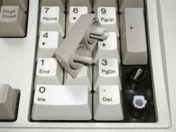 Fourth generation vertical keycap stabiliser