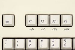 Traditional Macintosh function key bindings on F1–4