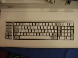 Keyboard mounted in Datamaster unit.