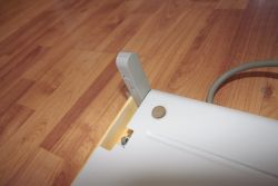 Detail of the risers set to max height