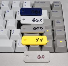 Comptec WYSE ASCII keycaps compared with Signature Plastics colours