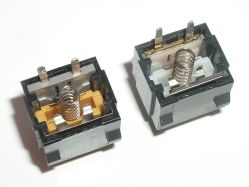 Internals viewed from below, and comparison with Alps SKCM White