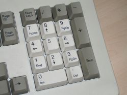 1991/1992 keycaps fitted to a Dell AT102W; note the large symbols on the numeric keypad
