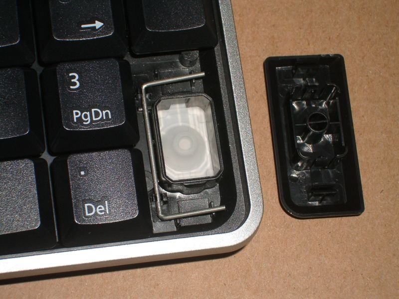 File:Dell KB522 -- stabiliser.jpg