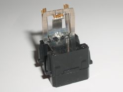 Contact mechanism (front view)