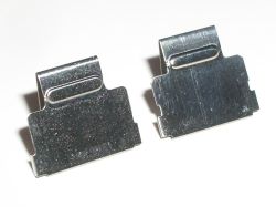 Comparison between an Alps SKCM White click leaf (left) and OA2 click left (right)