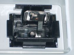 Close-up of the simplified contact mechanism